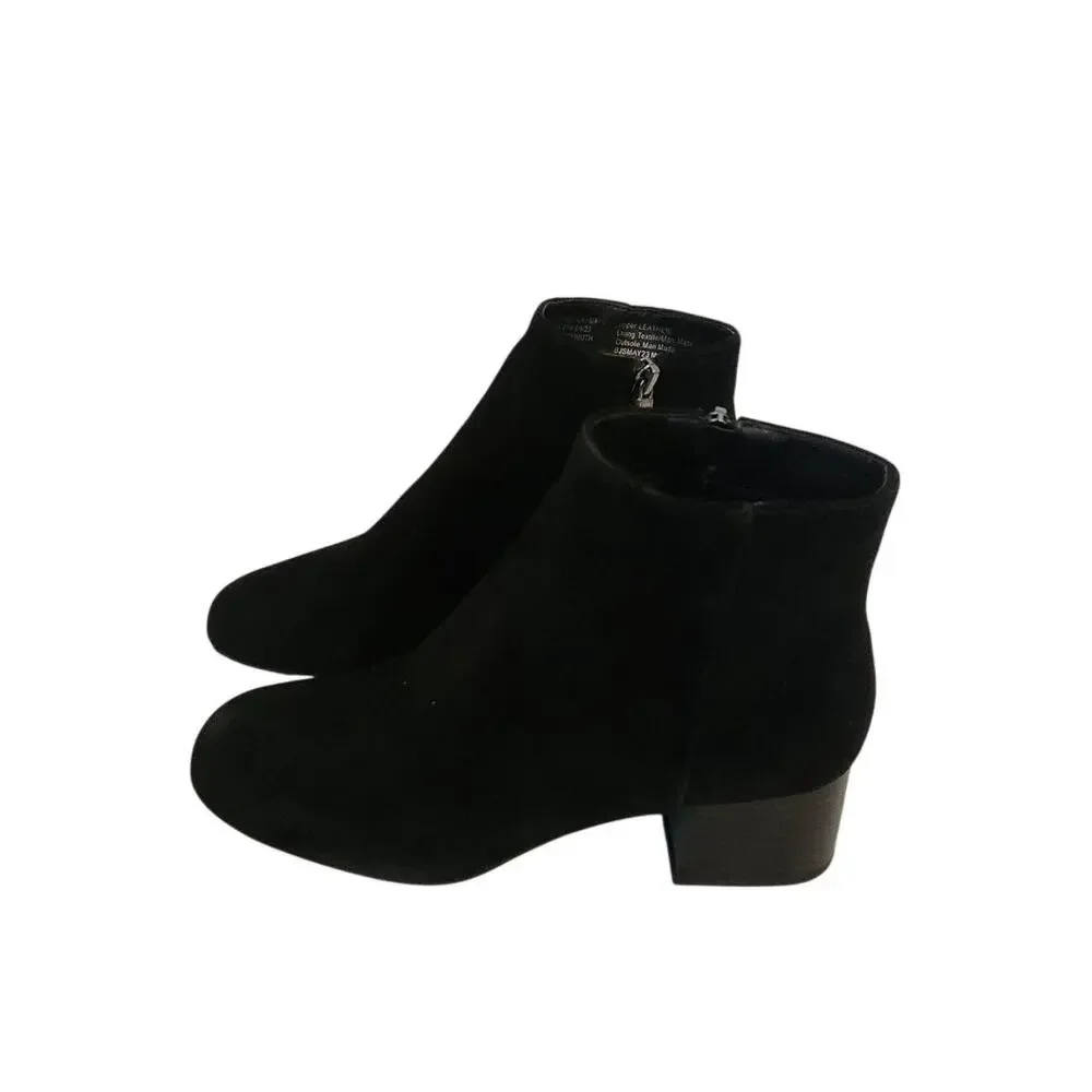 Reaction Kenneth Cole step out